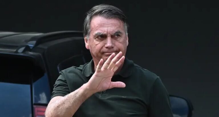 Bolsonaro será submetido a nova radiointervenção para controlar crises de soluço