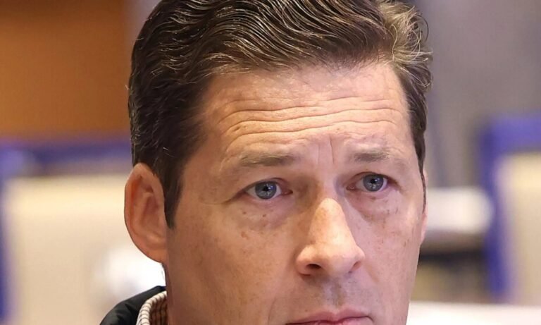 Senador dos Estados Unidos questiona STF por manter Bolsonaro em regime fechado