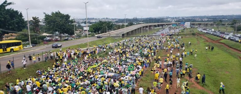 Último dia da Caminhada pela Liberdade reúne milhares em Brasília