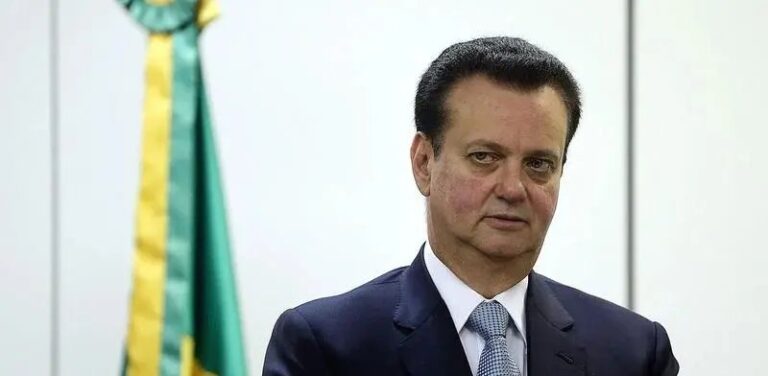 Kassab afirma que Tarcísio não disputará Planalto em 2026 e considera tema “página virada”