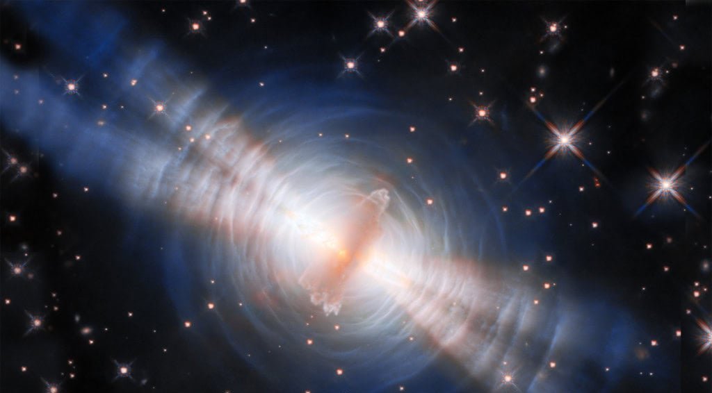 Hubble apresenta imagem mais nítida já feita da Nebulosa do Ovo - Imagem do artigo original