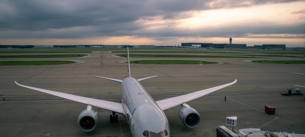 Conflito no Oriente Médio eleva custos do querosene e pressiona preço das passagens aéreas - Imagem do artigo original