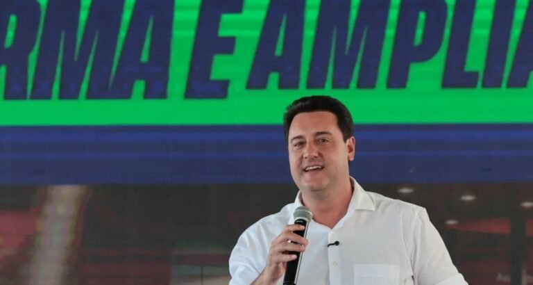 Ratinho Junior avalia riscos e ganhos ao disputar Planalto em cenário com Flávio Bolsonaro