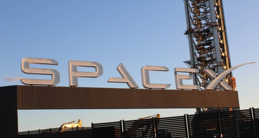 SpaceX pressionou Pentágono a elevar pagamento pela Starlink durante operação no Irã, aponta Reuters - Imagem do artigo original
