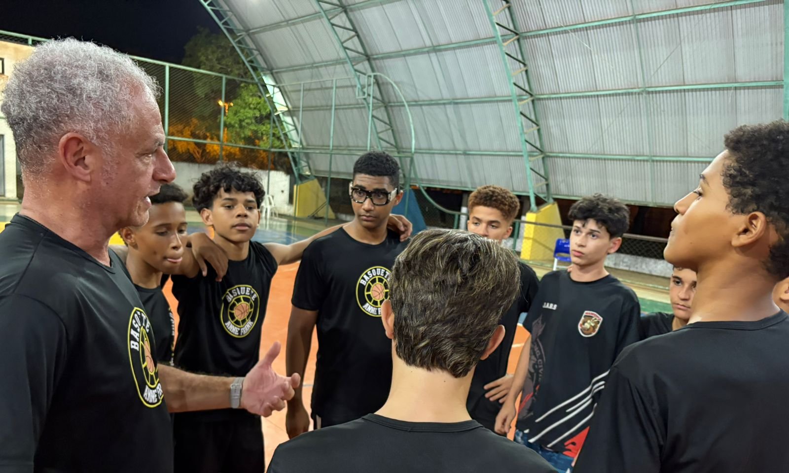 Escola Anne Frank garante três vagas no basquete para JEBs 2026 e Jogos da Juventude - Imagem do artigo original