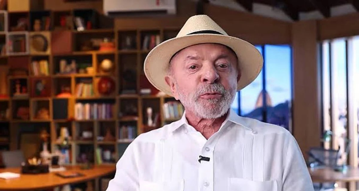 Lula gravará horário eleitoral cercado pelos livros lidos na prisão - Imagem do artigo