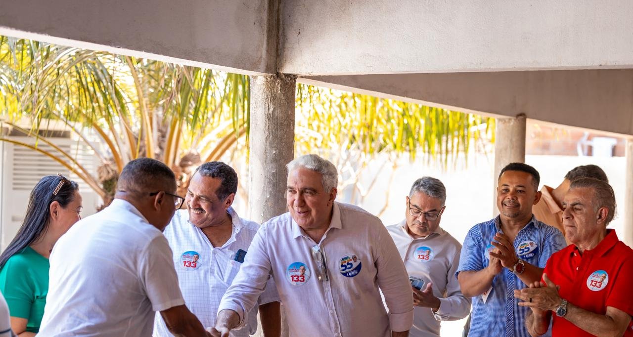 Laurez Moreira prestigia encerramento do Festejo de Nossa Senhora D’Abadia em Peixe - Imagem do artigo