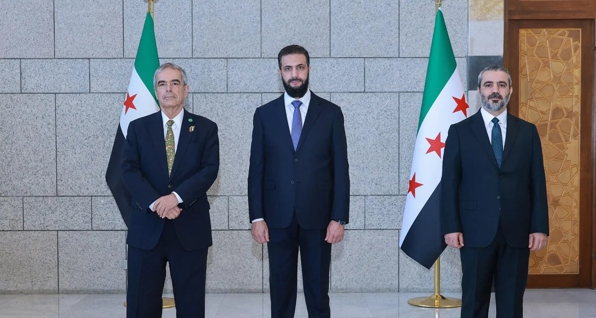 Novo embaixador brasileiro apresenta credenciais ao presidente da Síria - Imagem do artigo